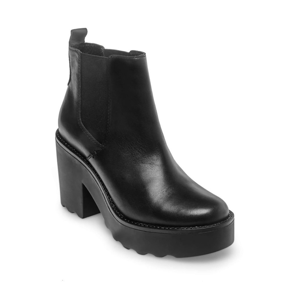 Steve Madden Greta platform bootie